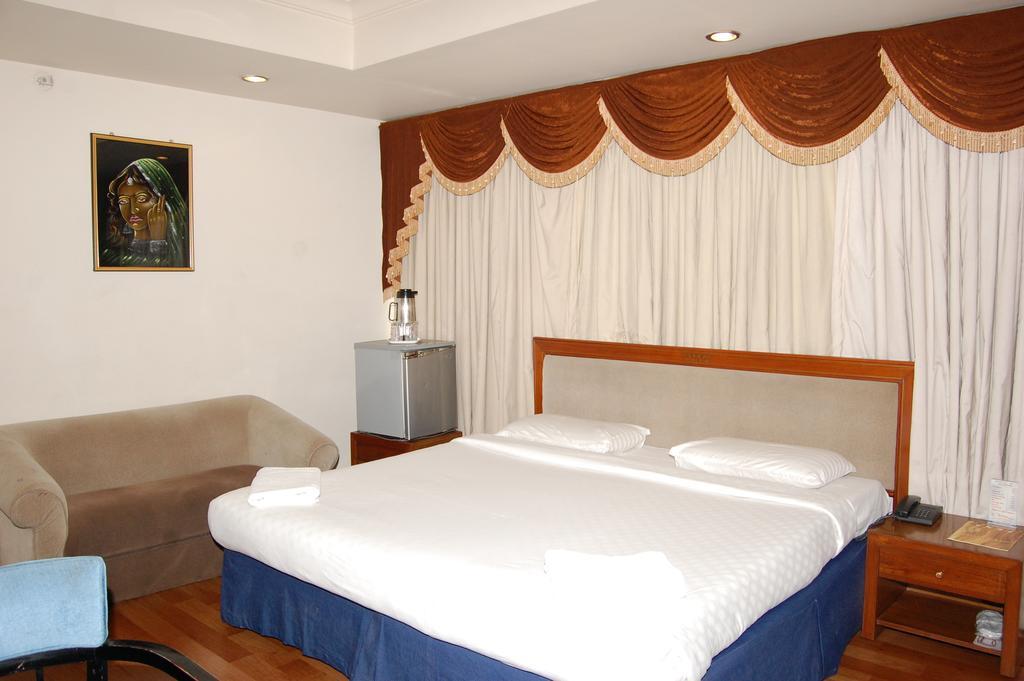 Hotel Sitara Residency Гайдарабад Номер фото